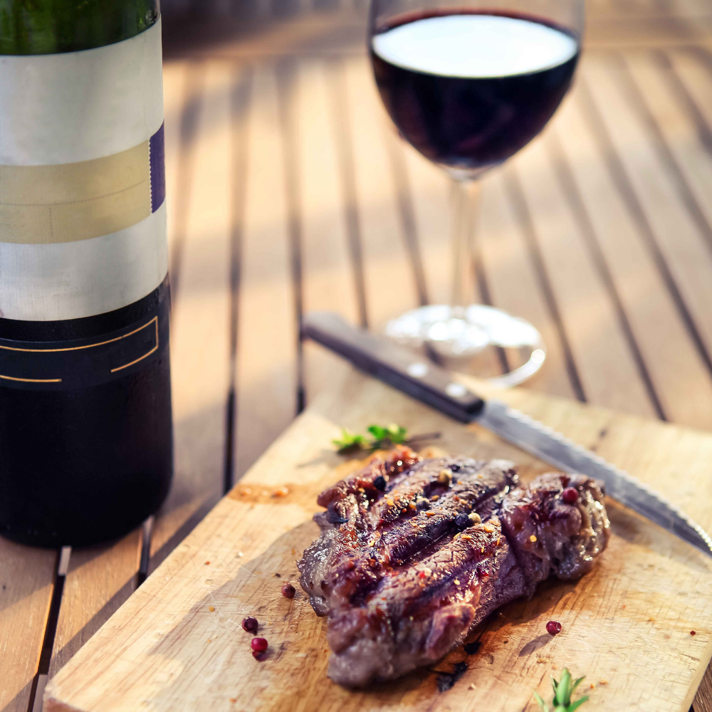 Red wine with steak 