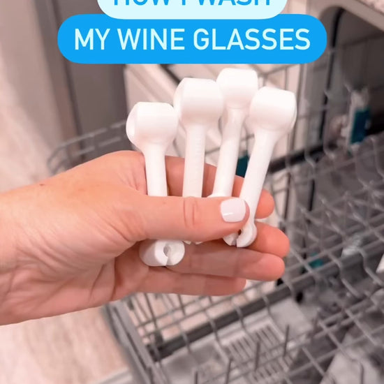 Video of how wine clips work